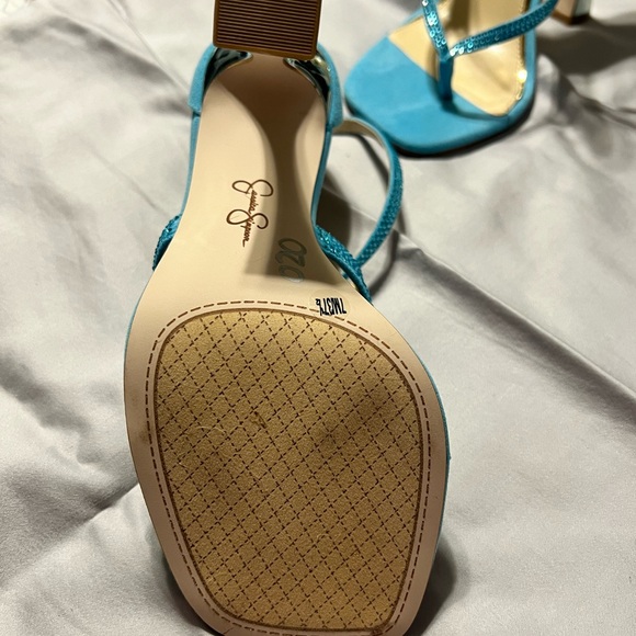 Jessica Simpson heels 👠 - Picture 3 of 4